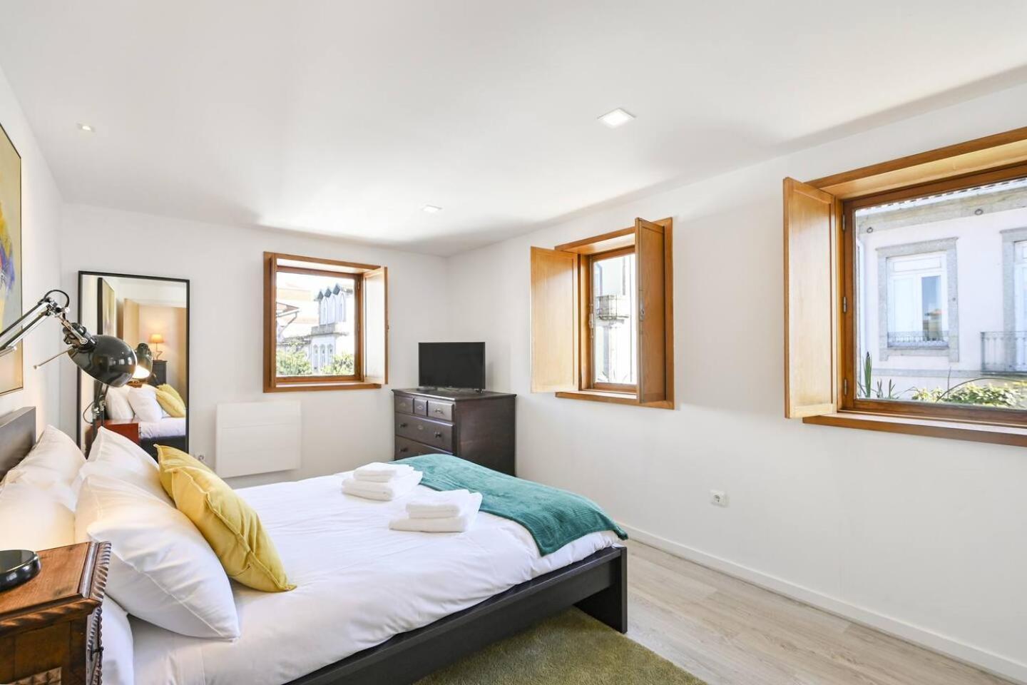 Apartamento Familiar Na Se De Braga - Afonso Henriques المظهر الخارجي الصورة